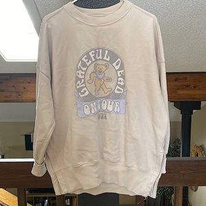 Abercrombie Grateful Dead oversized sweatshirt